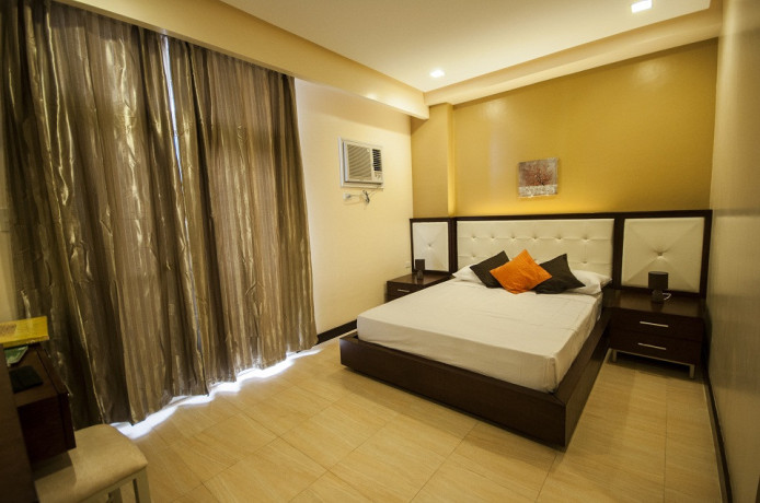 1-br-with-bathtub-free-parkingwifi-near-cebu-business-park-big-2