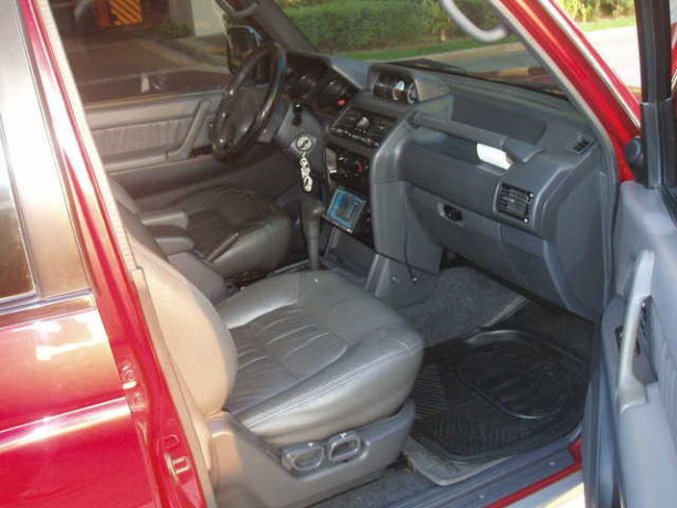 2004-mitsubishi-pajero-fieldmaster-big-2