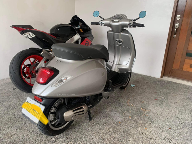 for-sale-2020-vespa-big-4