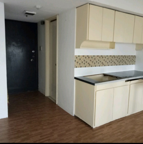 newly-renovated-studio-in-makati-for-rent-big-1