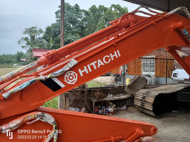 hitachi-x200-big-1