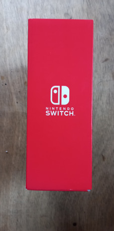 nintendo-switch-oled-big-0