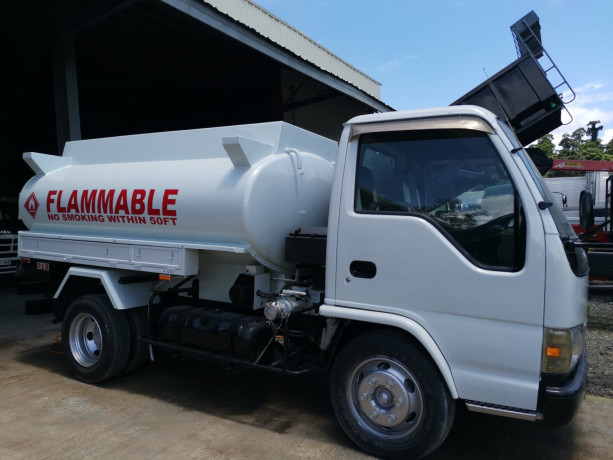 isuzu-elf-4kl-fuel-tanker-big-3