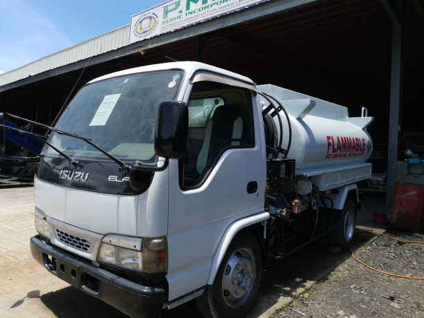 isuzu-elf-4kl-fuel-tanker-big-4