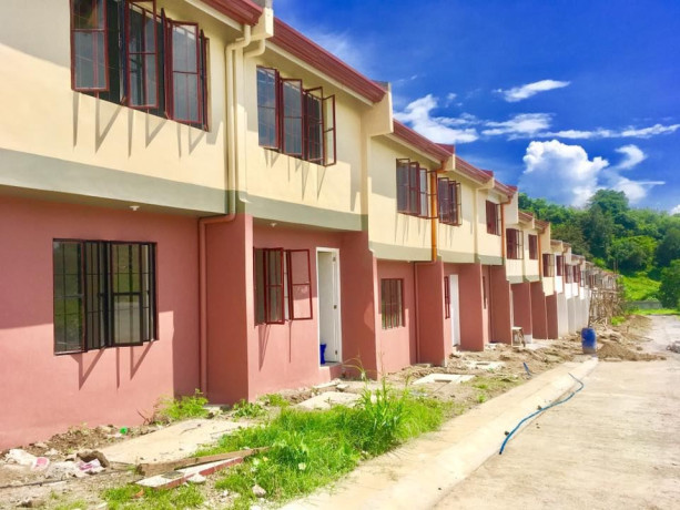 discover-the-best-of-rizal-living-at-bloomfield-terraces-big-0