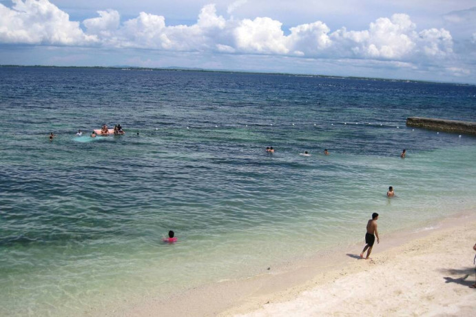 own-this-beach-lot-at-vistamar-mactan-and-enjoy-the-beach-big-4