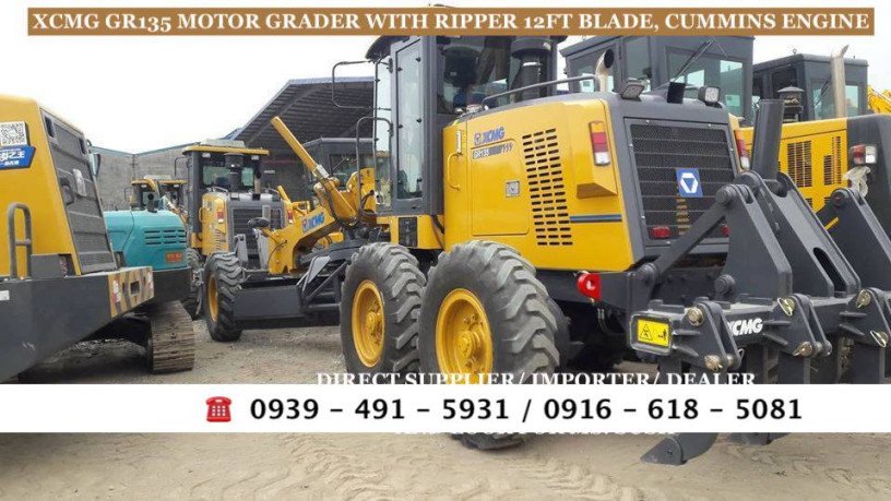 12ft-motor-grader-with-ripper-xcmg-gr135-big-1