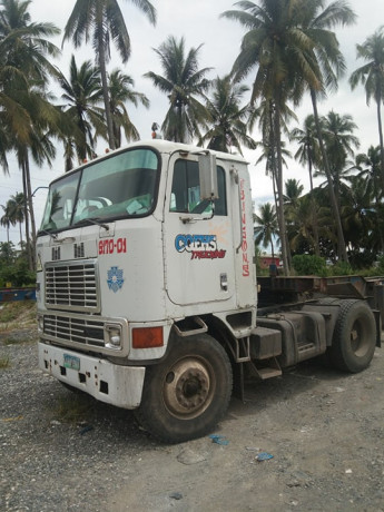 internatiol-harvester-prime-mover-tractor-head-big-0