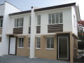 townhouse-in-angono-small-0
