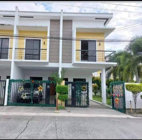 townhouse-in-bacoor-big-0