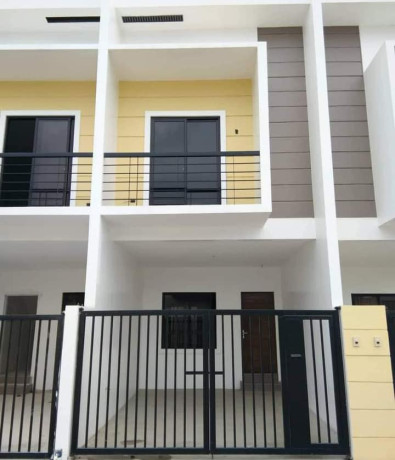 townhouse-in-bacoor-big-1