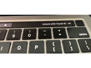 Macbook Pro M1 2020 Touchbar