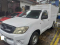 toyota-hilux-2010-fb-small-2