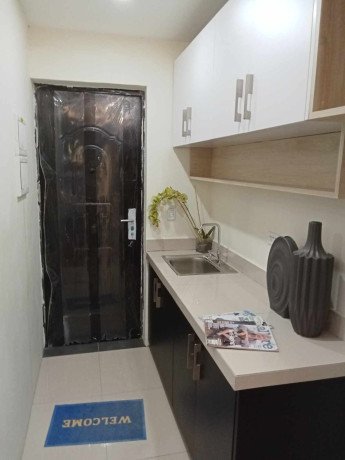studio-unit-with-balcony-for-sale-in-project-8-qc-big-2