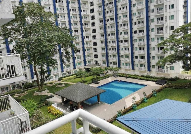 qc-1-bedroom-with-balcony-for-sale-near-sm-north-big-5