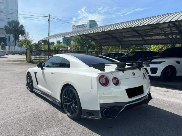 2021-nissan-gtr-r35-premium-38l-brand-new-big-4