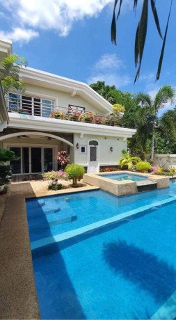 luxury-american-home-in-uptown-cagayan-de-oro-big-4
