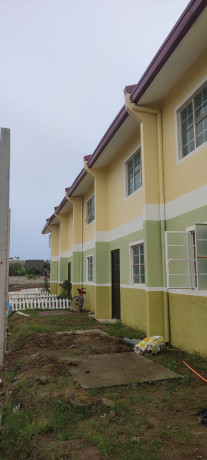 affordable-2-bedrooms-townhouse-in-cabanatuan-city-big-3