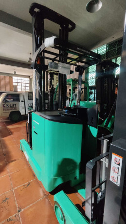 brand-new-mitsubishi-reach-truck-1-25-tons-big-2