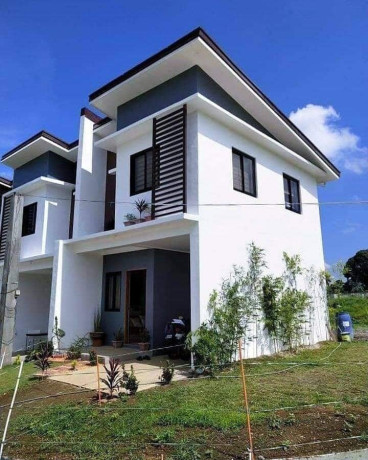 townhouse-near-puregold-lipa-big-0