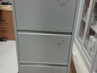 Vertical Steel filing cabinet 3 layer drawer with divider.