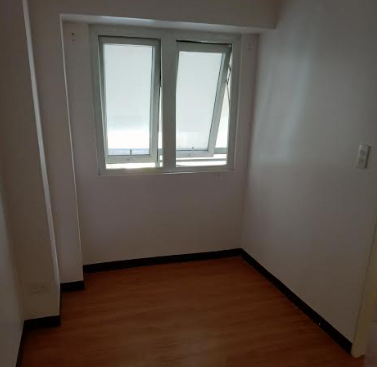 2-bedroom-unit-bi-level-makati-city-big-2