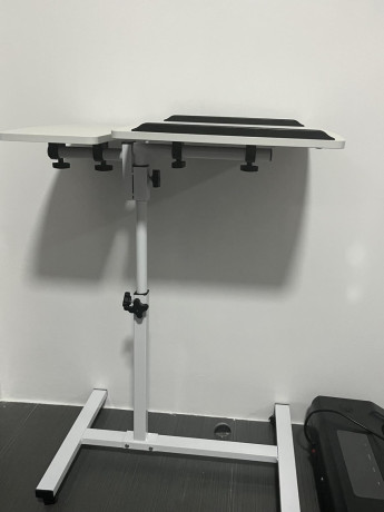 adjustable-laptop-table-big-3