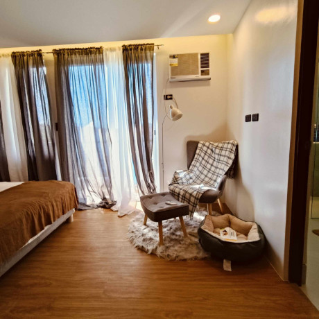 stunning-townhouse-available-for-purchase-in-paranaque-city-big-4