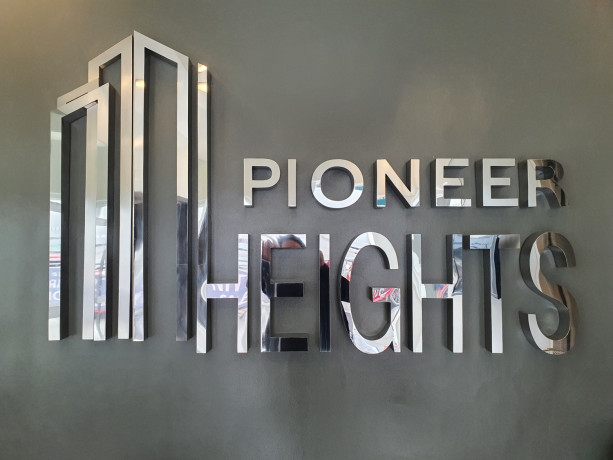 pre-selling-pioneer-heights-1-condominium-units-big-1