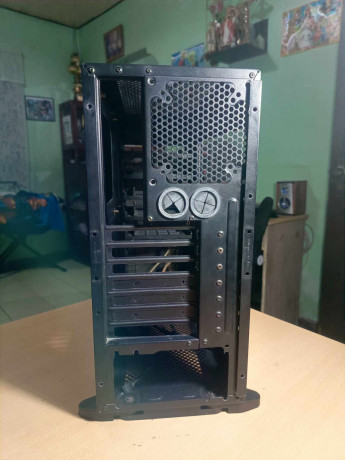 aerocool-pgs-vs9-mid-tower-case-side-window-modded-big-2