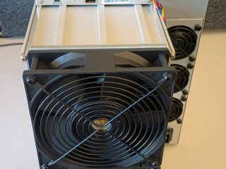 Bitmain Antminer S21 Pro Miner 234T