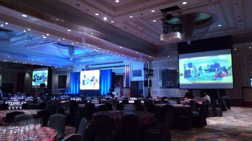 projector-rentals-for-events-big-2