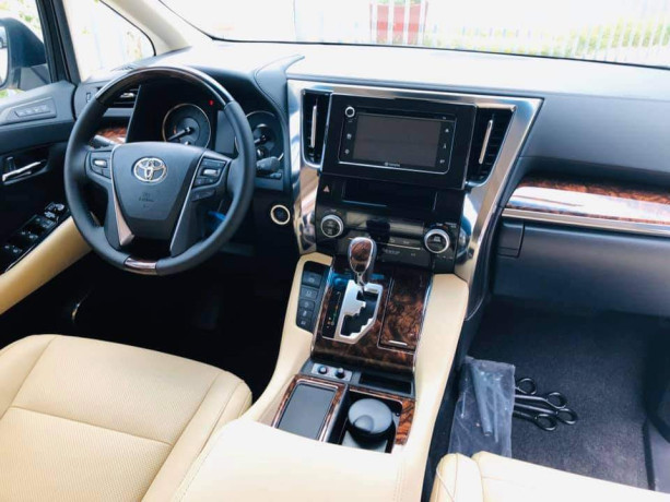 2020-toyota-alphard-35l-big-4